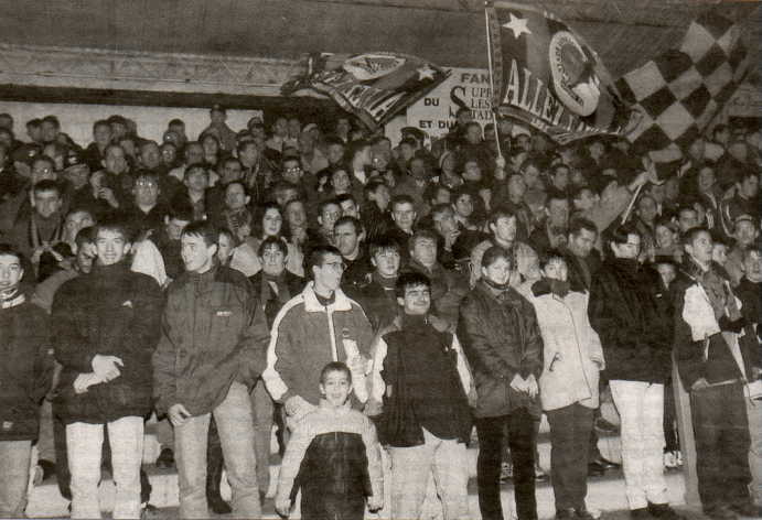 supporter.jpg (45102 octets)